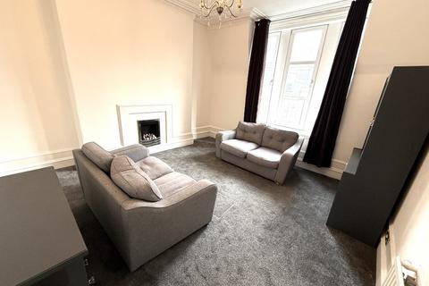 2 bedroom flat to rent, Holburn Street, Aberdeen, AB10