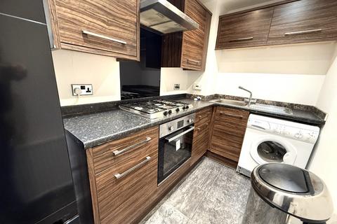 2 bedroom flat to rent, Holburn Street, Aberdeen, AB10