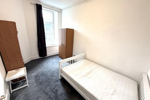 2 bedroom flat to rent, Holburn Street, Aberdeen, AB10