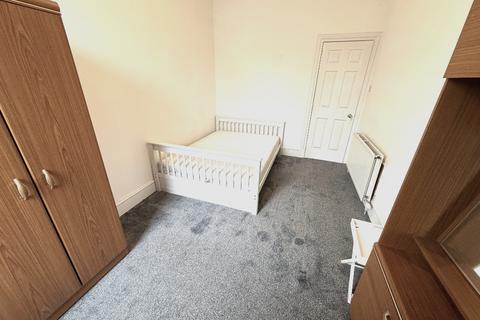 2 bedroom flat to rent, Holburn Street, Aberdeen, AB10
