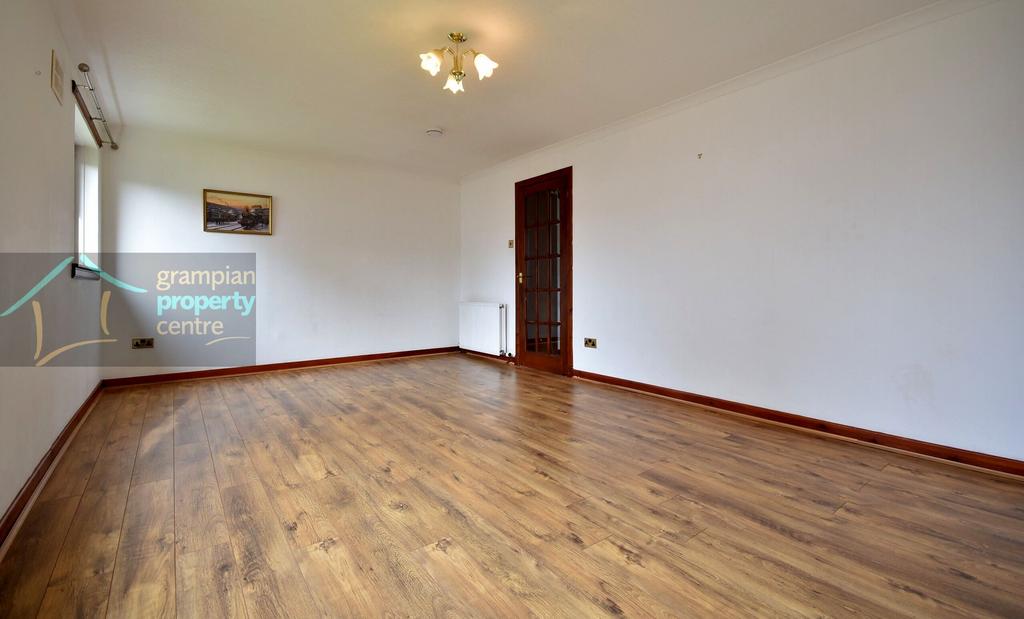 Lounge 2 .JPG