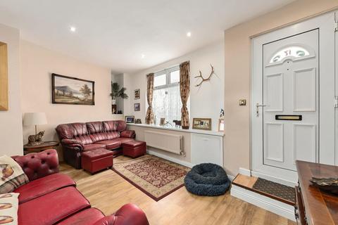 3 bedroom end of terrace house for sale, Bitton Park Road, Devon TQ14