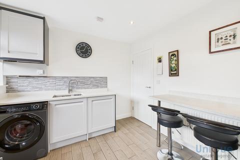 11 Benbow Close, Lytham St Annes, FY8 2TB