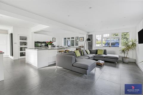 undefined, Addington Road, Irthlingborough, Northamptonshire, NN9