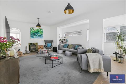 undefined, Addington Road, Irthlingborough, Northamptonshire, NN9