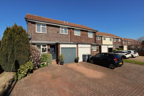 2 bedroom end of terrace house for sale, Hornbeam Road, Denvilles, Havant