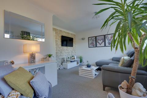 2 bedroom end of terrace house for sale, Hornbeam Road, Denvilles, Havant