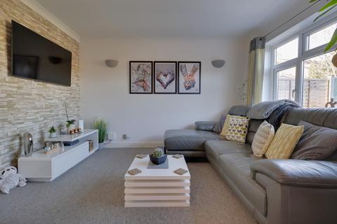 2 bedroom end of terrace house for sale, Hornbeam Road, Denvilles, Havant
