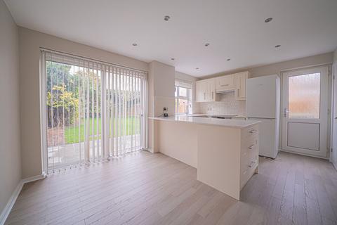3 bedroom semi-detached house for sale, Landor Road, Knowle, B93