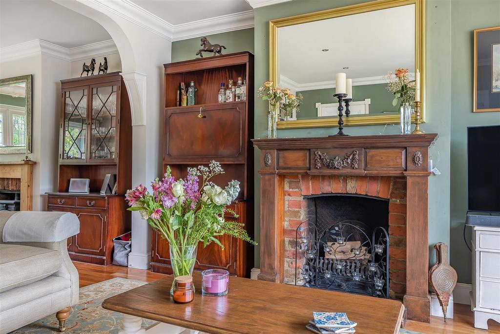 Feature Fireplac - Lounge - Dining Room.jpg