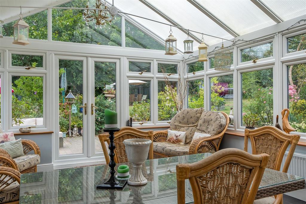 Garden Room - to Terrace.jpg