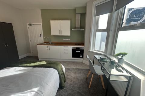 Studio to rent, Derby DE23