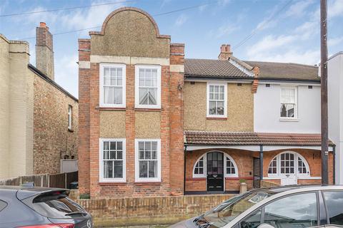 2 bedroom flat for sale, Leinster Avenue, East Sheen, SW14