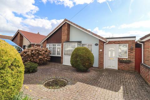 2 bedroom detached bungalow for sale, Oakwood Road, Hayling Island
