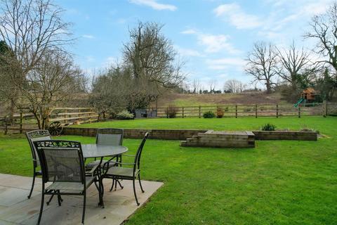 21 Glenhurst Road, Henley-in-arden, B95 5HZ