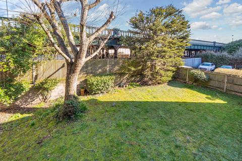 47 Captains Place, Southampton, SO14 3TE