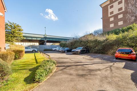 47 Captains Place, Southampton, SO14 3TE
