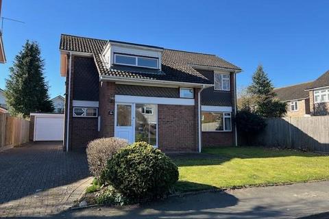 4 bedroom detached house for sale, Fairlight Cross, New Barn DA3