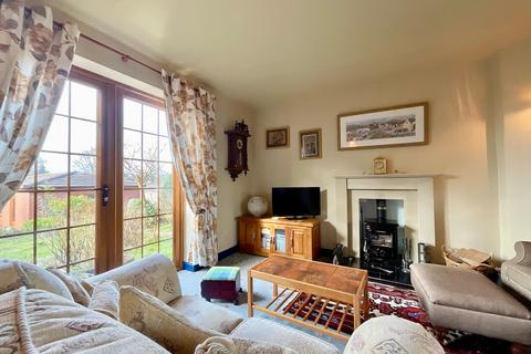 20 Moss Lane, Hilderstone, Stone, ST15 8RQ