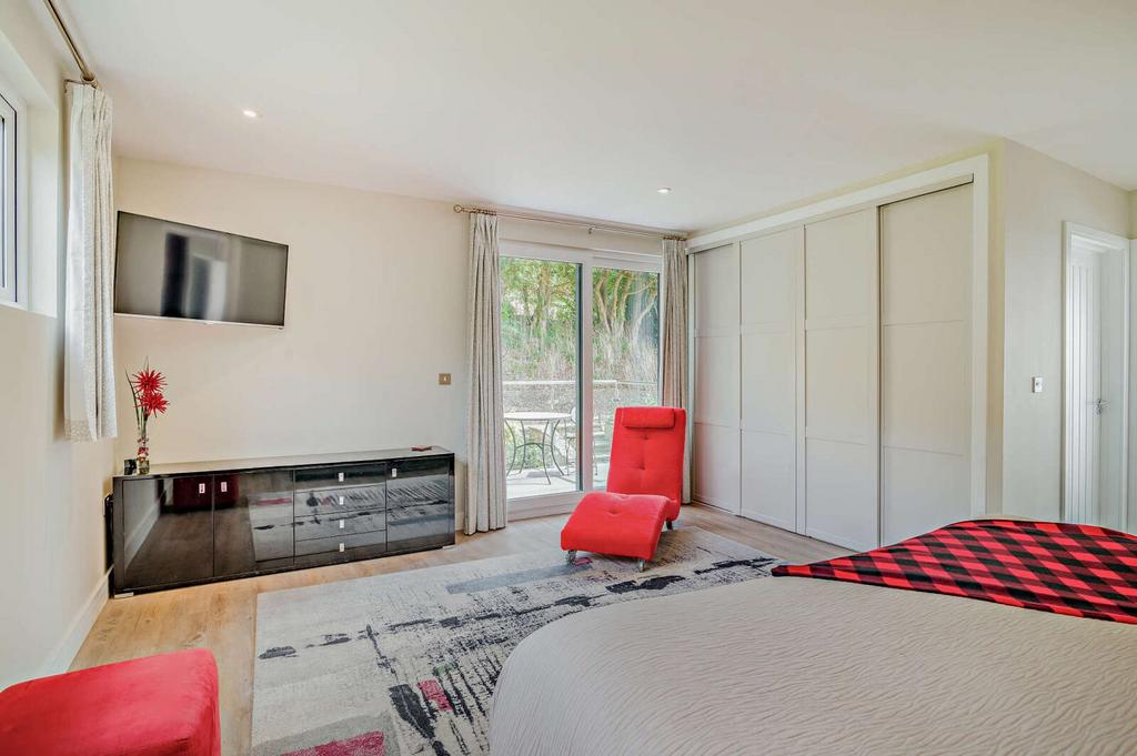Main Bedroom