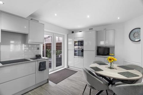 4 bedroom semi-detached house for sale, The Homing, Cambridge, CB5