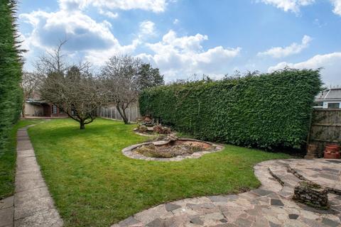3 bedroom semi-detached house for sale, Stoke Road, Bromsgrove, Worcestershire, B60