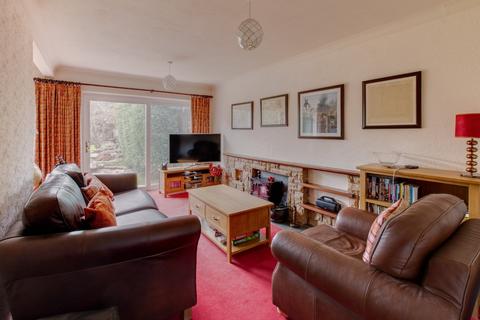 3 bedroom semi-detached house for sale, Stoke Road, Bromsgrove, Worcestershire, B60