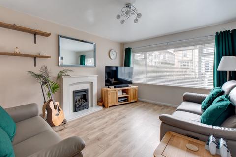 4 bedroom detached house for sale, Stourbridge Road, Bromsgrove, Worcestershire, B61