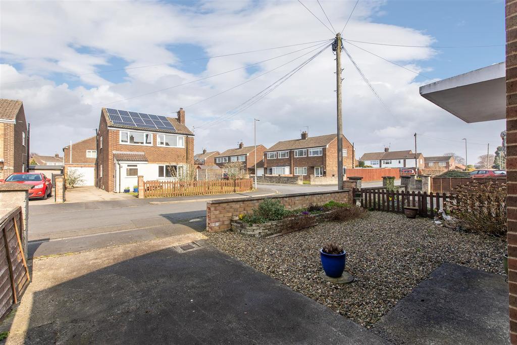 Glenmore Drive 19 External-2.jpg