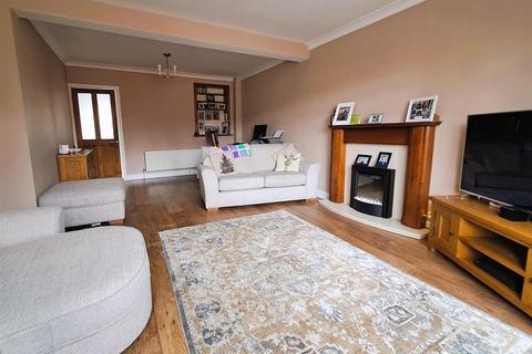 14 Blakemere Avenue, Yardley, Birmingham, B25 8US