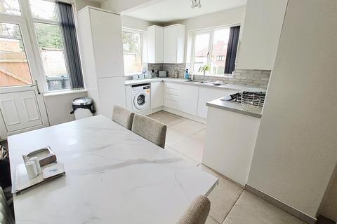 14 Blakemere Avenue, Yardley, Birmingham, B25 8US