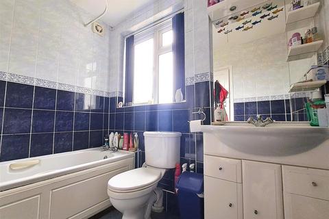 14 Blakemere Avenue, Yardley, Birmingham, B25 8US