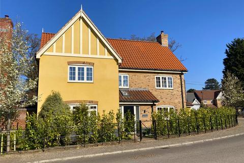 6 bedroom detached house for sale