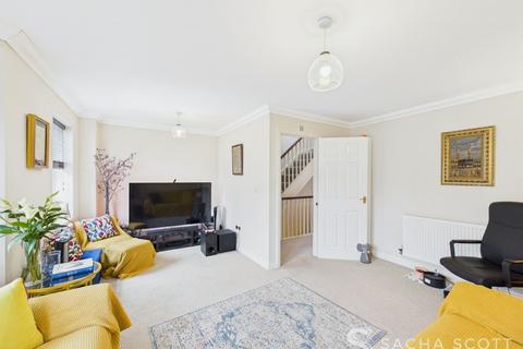 4 bedroom end of terrace house for sale, Horton Crescent, Epsom, KT19