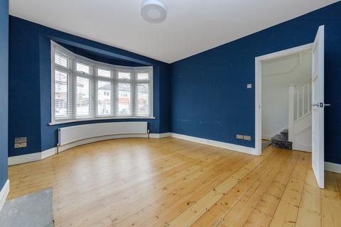 3 bedroom semi-detached house for sale, London N14