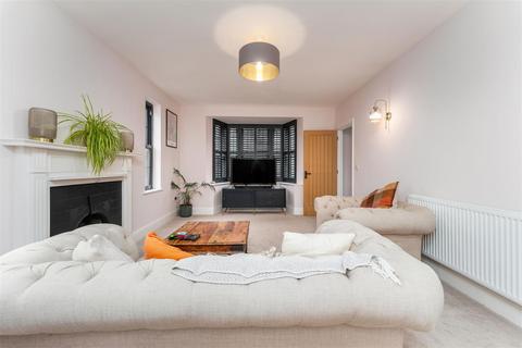 228 Shirehampton Road, Bristol, BS9 2EH
