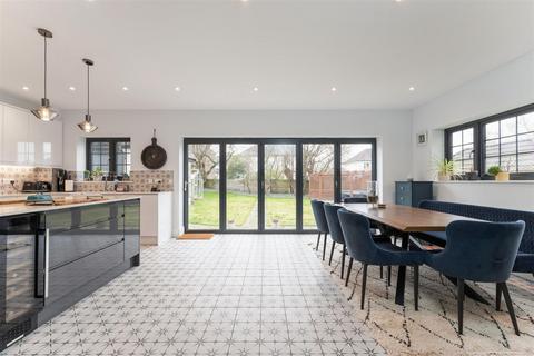 228 Shirehampton Road, Bristol, BS9 2EH