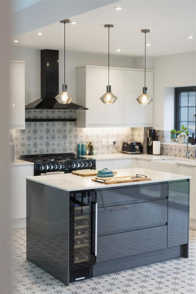 228 Shirehampton Road-23.jpg