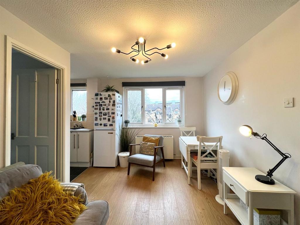 Whats App Image 2025-04-09 at 10.23.15 (3).jpeg