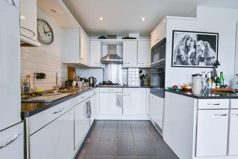 2 bedroom flat for sale, Wells Street, London, Fitzrovia, London, W1T