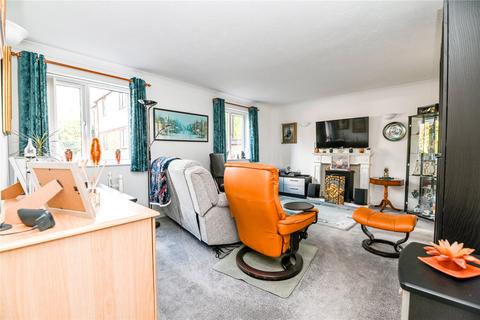 2 bedroom apartment for sale, Lakeside Pines, Barrs Avenue, New Milton, Hampshire, BH25