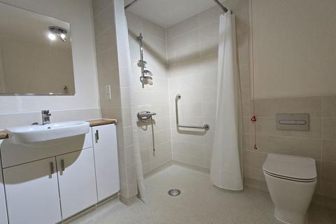 1 bedroom retirement property for sale, William House, The Moors, Thatcham RG19
