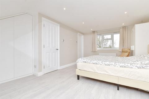 20 Lymescote Gardens, Sutton, SM1 2PN