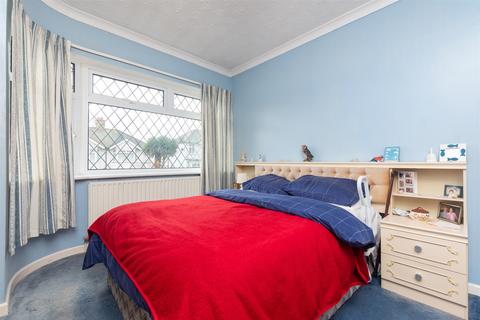 2 bedroom detached bungalow for sale, Hillside Avenue, Gravesend, Kent