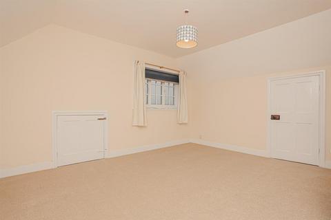2 bedroom apartment to rent, Yarnton Court, Kidlington