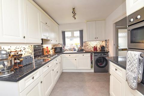 12 Bryony Way, Harrogate, HG3 2UH
