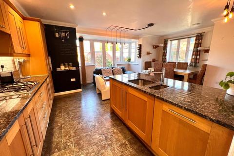1 Acorn Close, Northampton, NN5 4BD