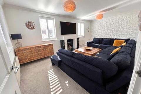 1 Acorn Close, Northampton, NN5 4BD