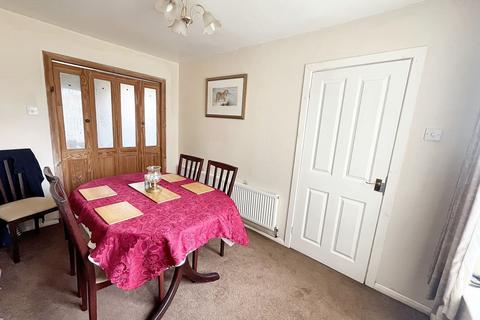 3 bedroom semi-detached house for sale, Summerleaze, Trowbridge BA14