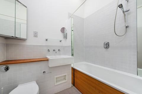 17 Hoffman Square, London, N1 6DH